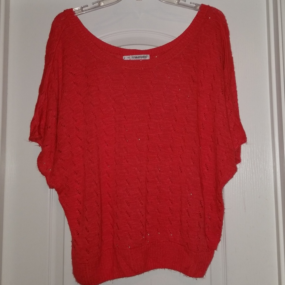 Light weight sweater
